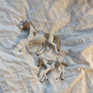 Schleich family of 2 set